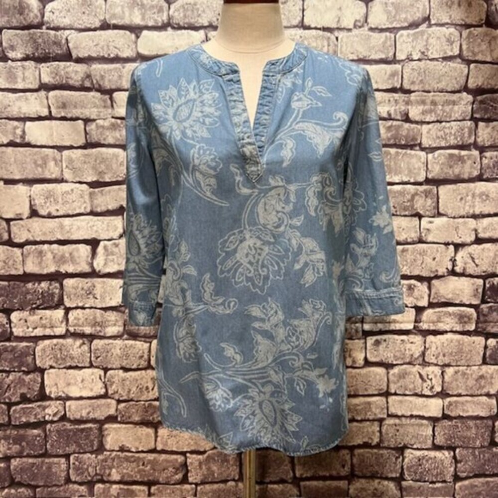 Chico's Blue & White Split V-Neck Tunic Size M